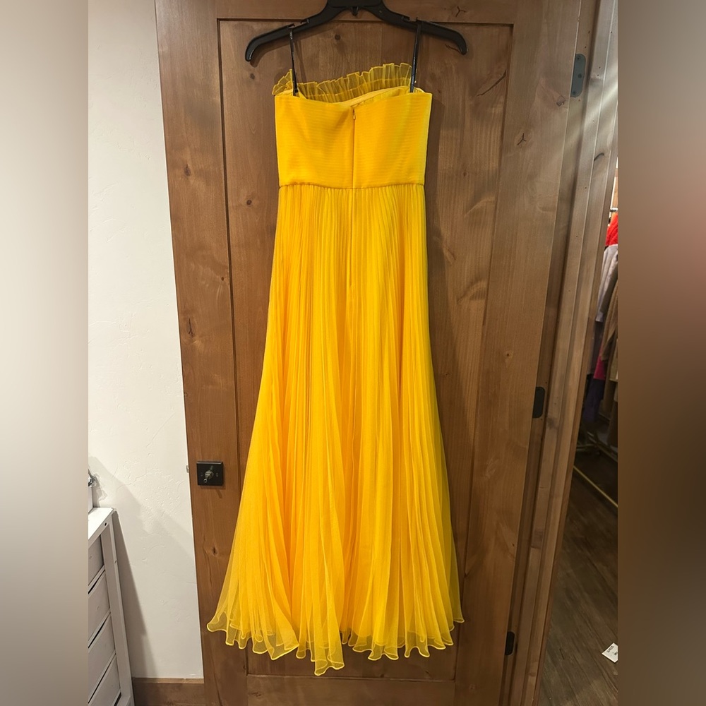 Theia Enver Strapless Yellow Pleated Gown - Picture 5 of 6